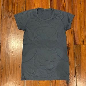 Lululemon run swiftly tech tee